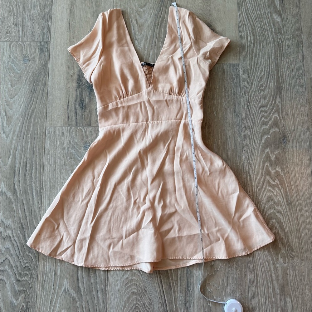 Zara Pastel Pink Mini Dress with V-Neck Side Zipper Springtime Elegance